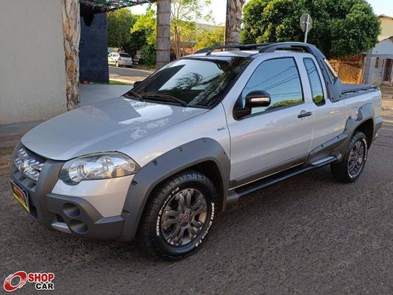 FIAT STRADA 1.8 MPI ADVENTURE CE 16V FLEX 2P MANUAL FIAT STRADA 1.8 MPI ADVENTURE CE 16V FLEX 2P MANUAL